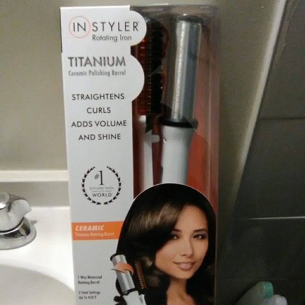 InStyler Hot Titanium Rotating Iron Refurbished